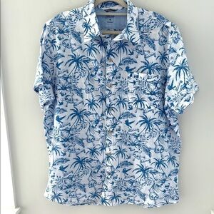 NWOT Izod Blue and White Casual Button Down Shirt with Tropical Print Size XL